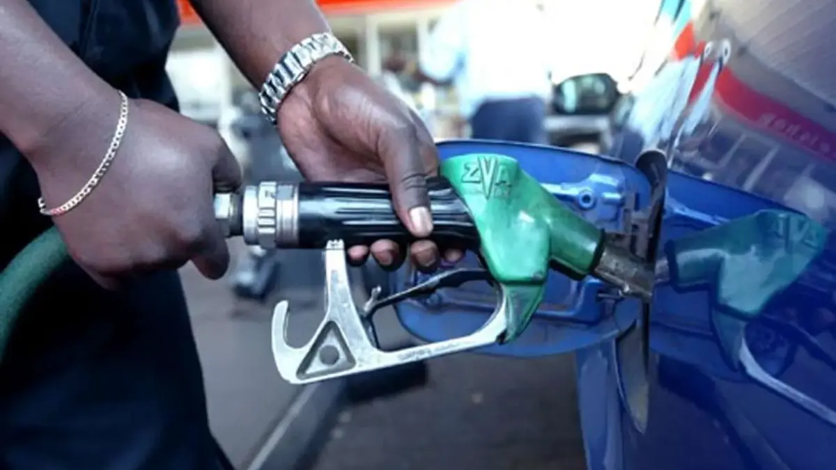 Fuel Subsidy Debate Returns as FG Announces 30-Day Petrol Discount