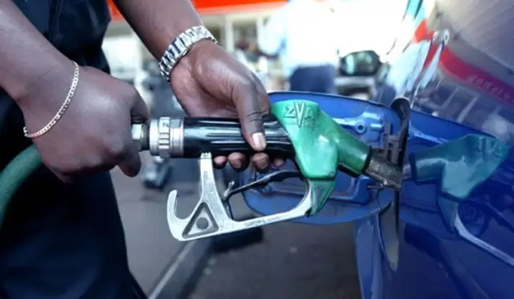 Fuel Subsidy Debate Returns as FG Announces 30-Day Petrol Discount